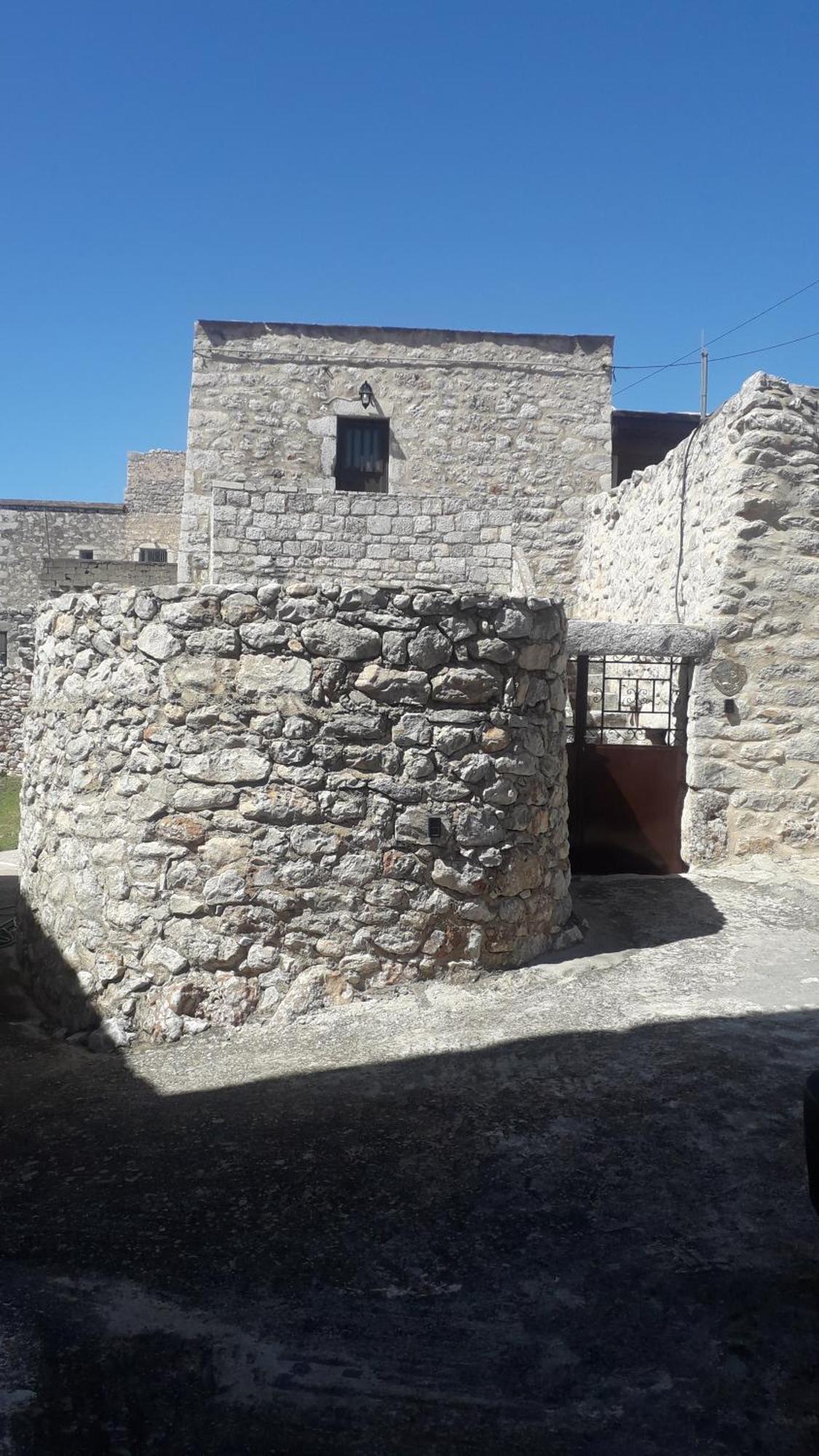 Πέτρινο Σπίτι-Stone House Villa Koita ภายนอก รูปภาพ